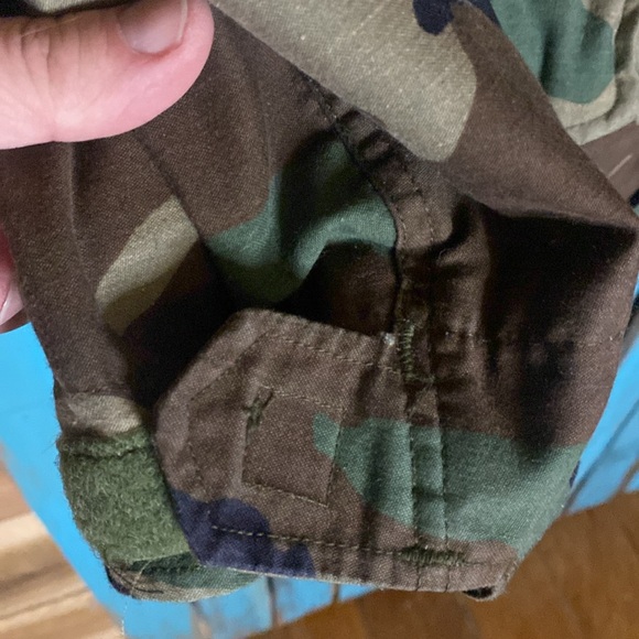 Vintage Y2K cold weather woodland camouflage jacket with liner size small - Picture 4 of 11